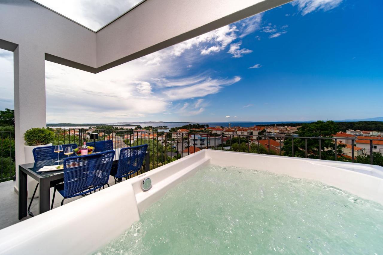Panorama Suite Dora With Jacuzzi Palit Eksteriør billede